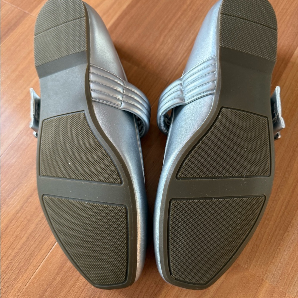 Metallic silver Mary Jane ballet flats Women's sonoma 7.5 - Picture 6 of 8